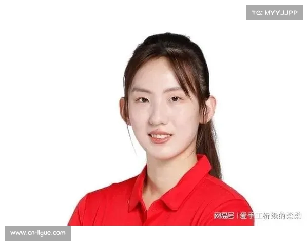 中国女排董禹含因伤归京 U21主力杨舒茗紧急补位一队 中国女排董禹含因伤归京 U21主力杨舒茗紧急补位一队