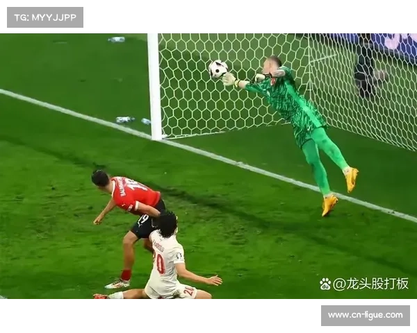 定位球定胜负:柏林联合客场一球小胜圣保利,鲍姆加特战术奏效 定位球定胜负:柏林联合客场一球小胜圣保利,鲍姆加特战术奏效