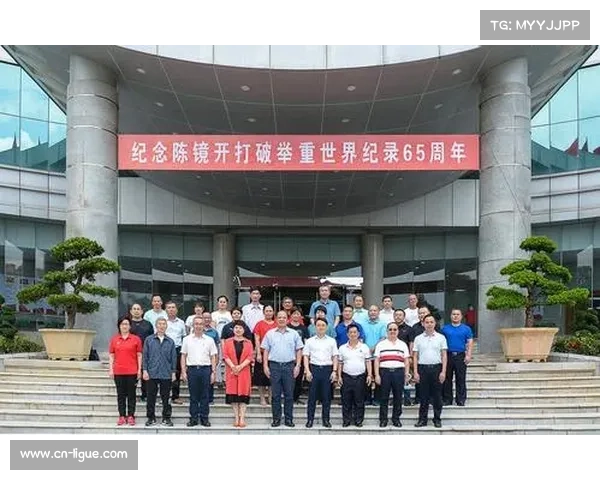 “举重之乡”石龙密码：从陈镜开破世界纪录到千家举重苗圃