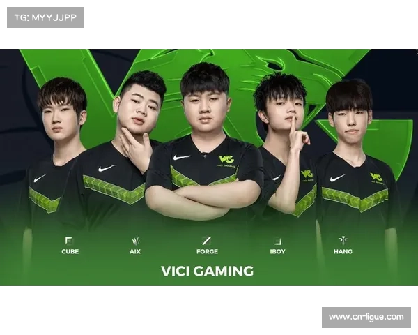 JackeyLove直播反应成热搜，观众热议比赛进程