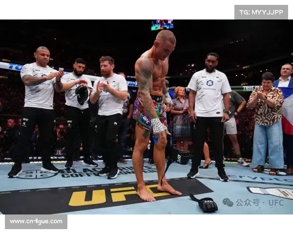 UFC历史奇葩事件：选手塞维里诺因咬人被除名