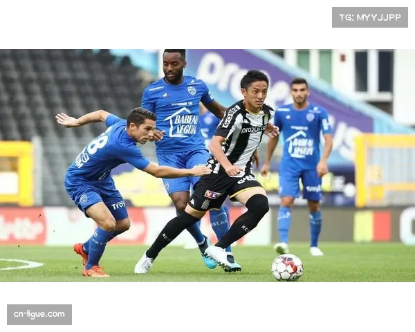 里昂3-1战胜特鲁瓦，取得联赛三连胜